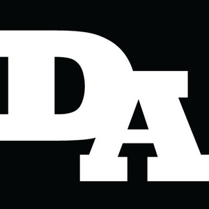 美女露胸秘网站
