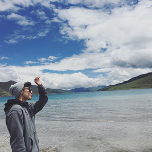 美女露胸秘网站
